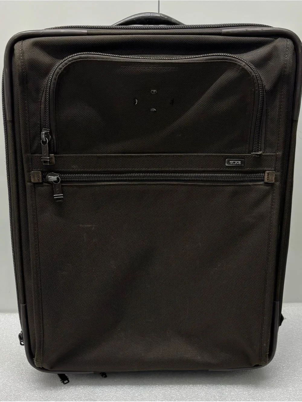 Tumi Alpha 22” Continental Expandable Spinner Carry On Suitcase Luggage